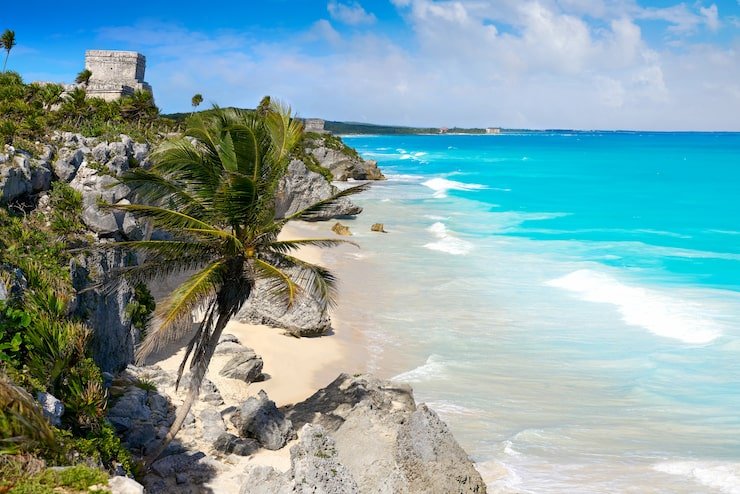 tulum-mayan-city-ruins-riviera-maya-caribbean_79295-10386
