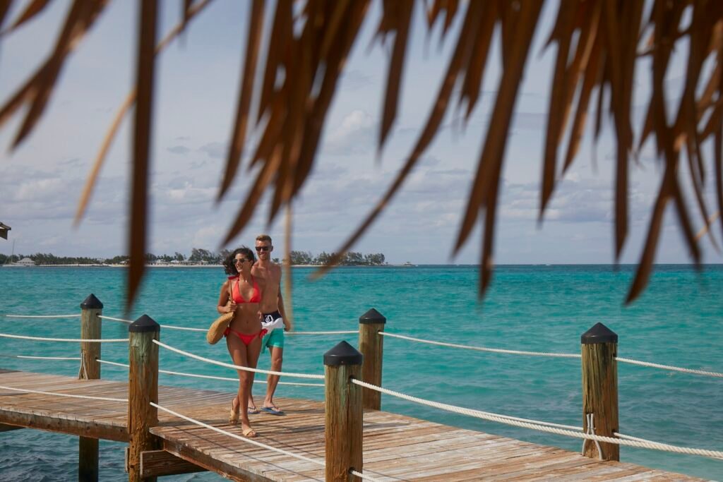 Travel Advisor Asset-SRB-Lifestyle-Couple-Walking-Pier
